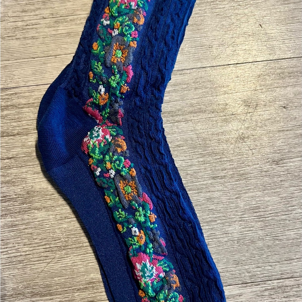 Floral Knit Socks Set - Picture 2 of 3